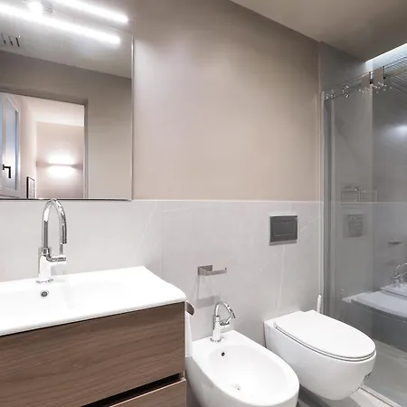 Premium Loft Crocetta דירה *